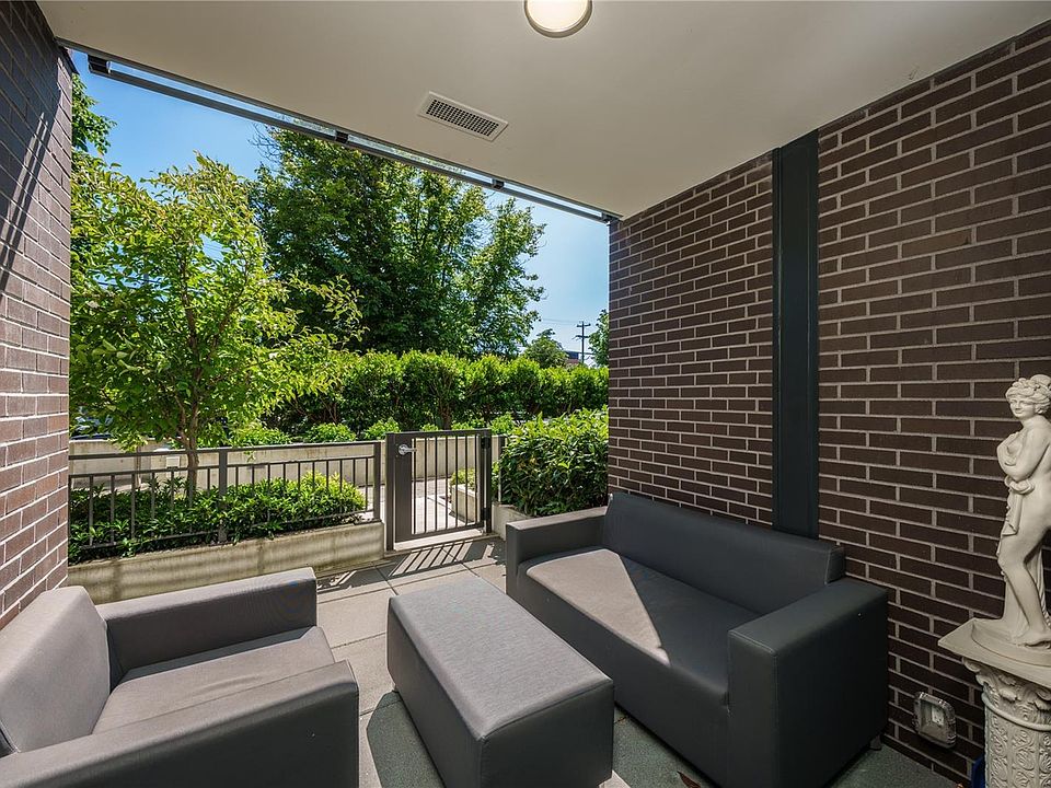 1st image of 550 Michigan St #101