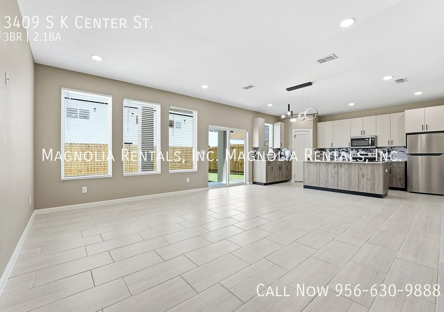 Brand New Townhouse in McAllen with Garage — Photo 4