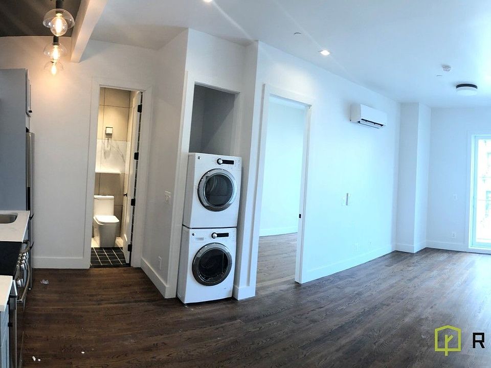 1st image of 83 Graham Ave #207