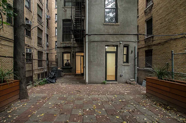 Rented by Cast Iron Real Estate | media 26