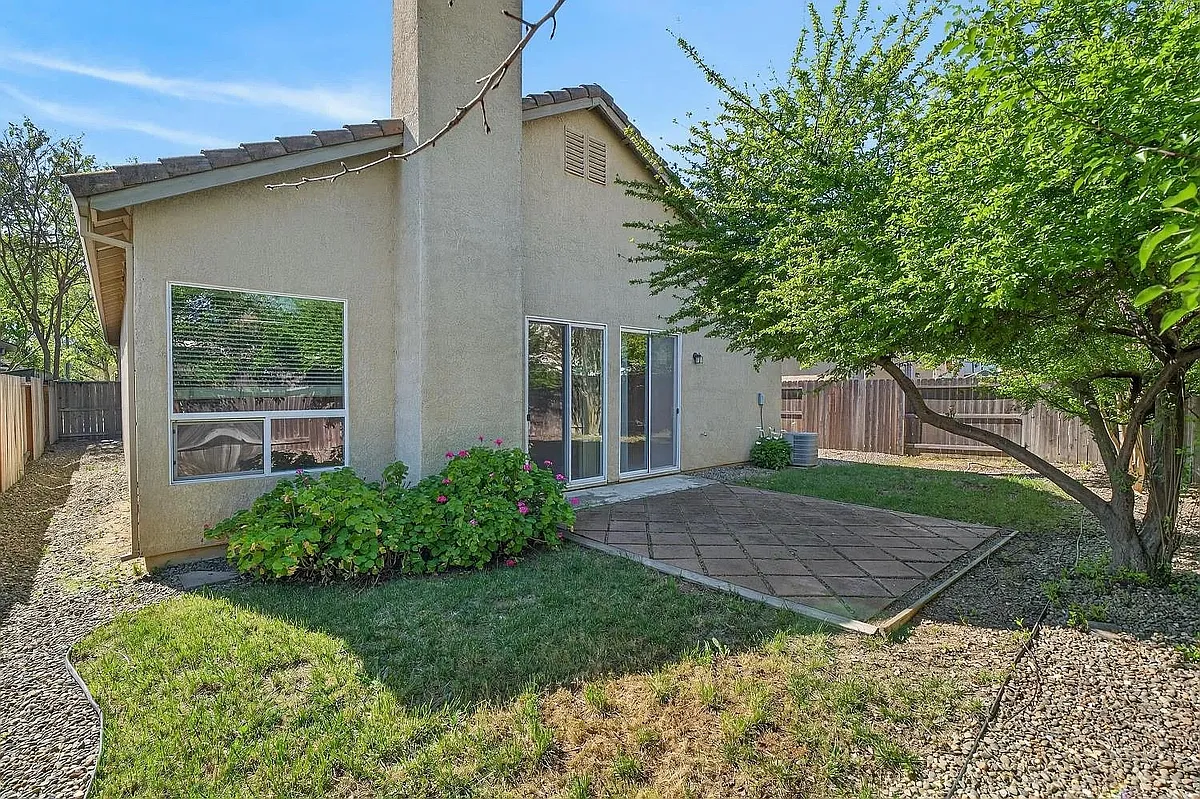 Building Photo - 9795 W Taron Dr
