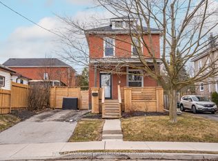 3 Dumfries St, Cambridge, ON N1S1Y6