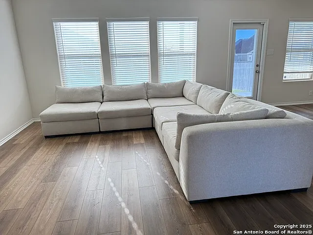 4715 Corona Australis — Photo 7