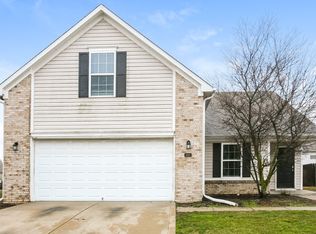 10611 Deercrest Ln, Indianapolis, IN