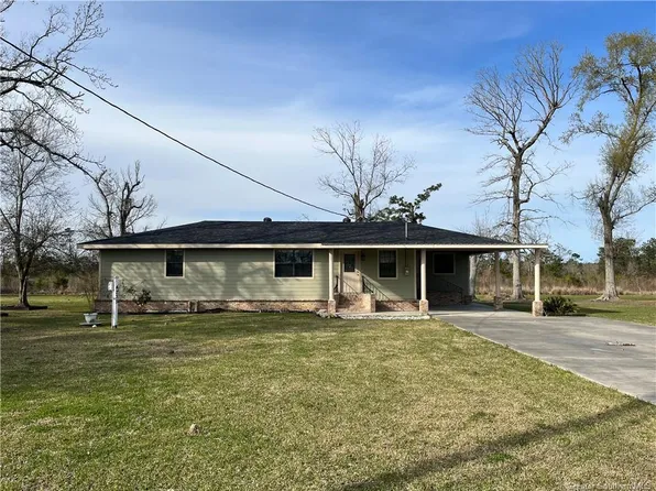 4235 Pine Shadows Ln, Lake Charles, LA 70615