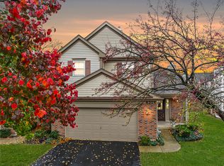 6514 Barclay Ct, Downers Grove, IL 60516