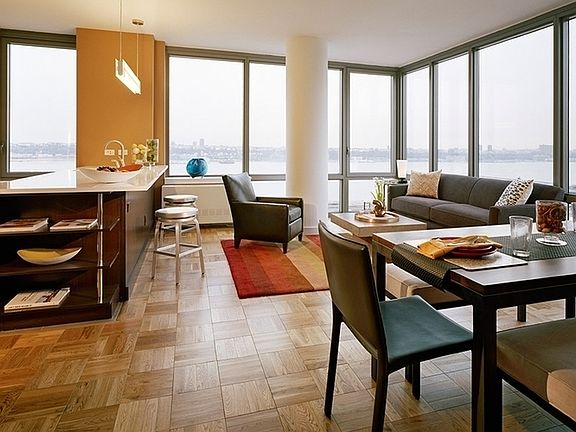 4th image of 312 11th Ave APT 23L