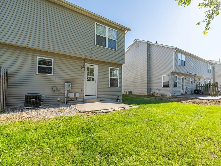 484-486 Applegate Ln #486 — Photo 10