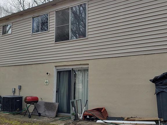 5th image of 9800 New Orchard Dr