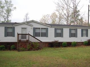 728 Green Tree Rd, Prosperity, SC 29108