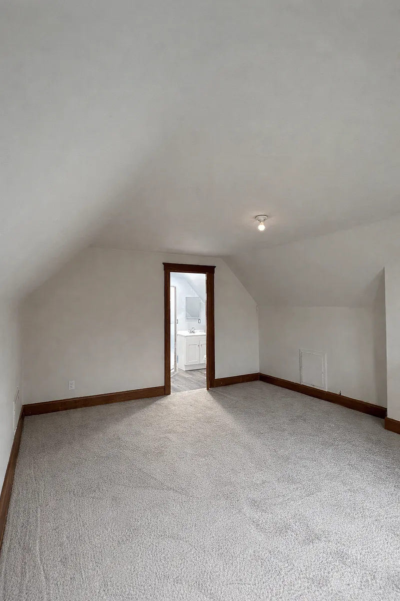 Photo 2 of 23 - 1516 E 118th St #2 - Cleveland, OH Building Photo - 1516 E 118th St #2