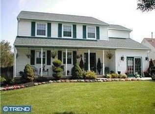 5 Mayapple Rd, Sicklerville, NJ 08081