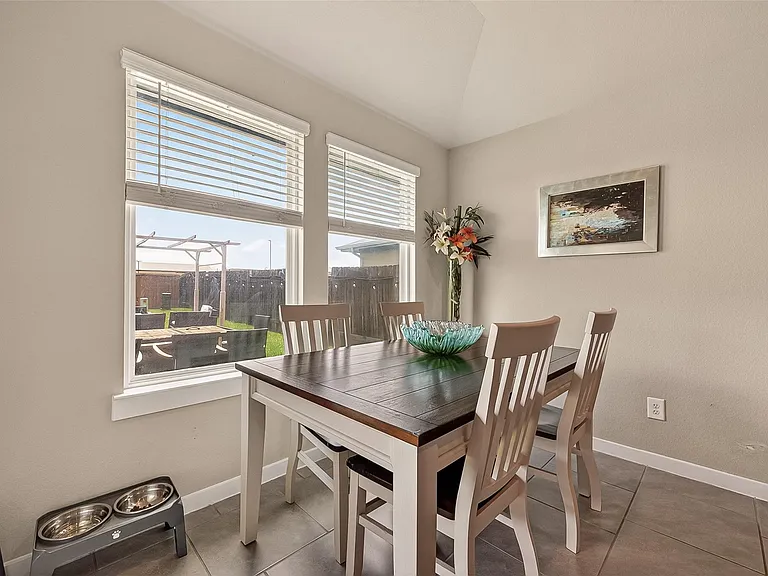 3822 Sparkman Ln — Photo 12
