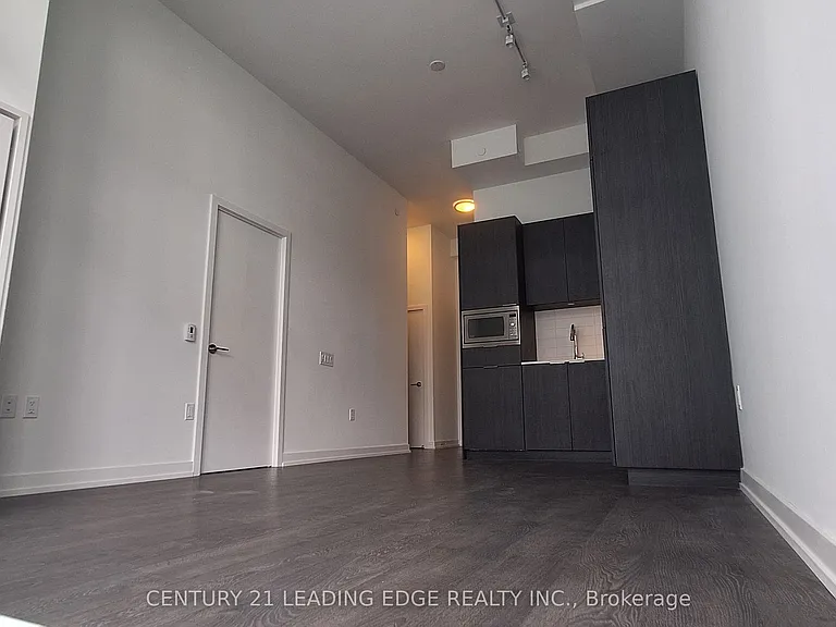 8 Olympic Garden Dr #S902 — Photo 6