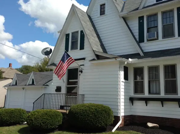1002 E River St, Elyria, OH 44035
