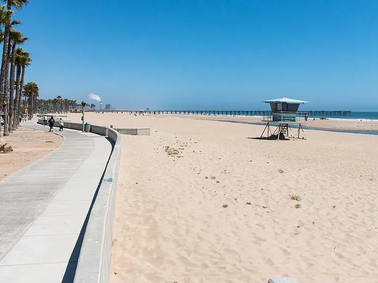 371 E Surfside Dr #371 — Photo 25