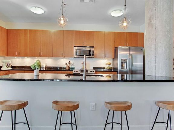 4th image of 711 Cosmopolitan Dr NE Unit 217