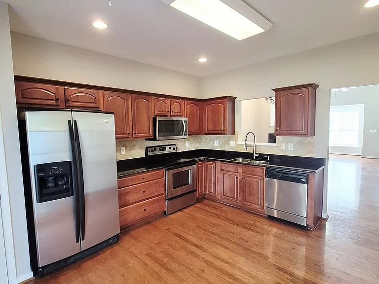 1563 Providence Knoll Dr — Photo 8