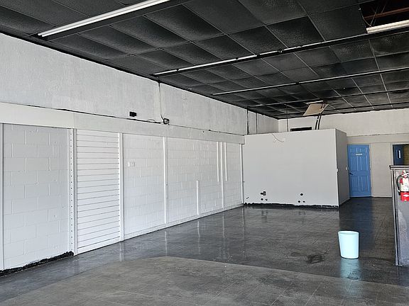 5th image of 112 W Main St #1