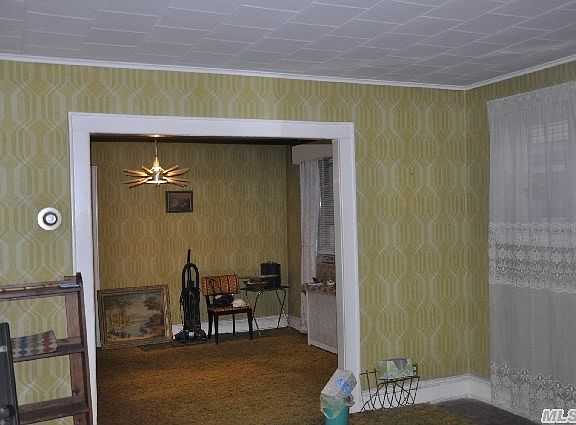 2nd image of 8619 122nd St