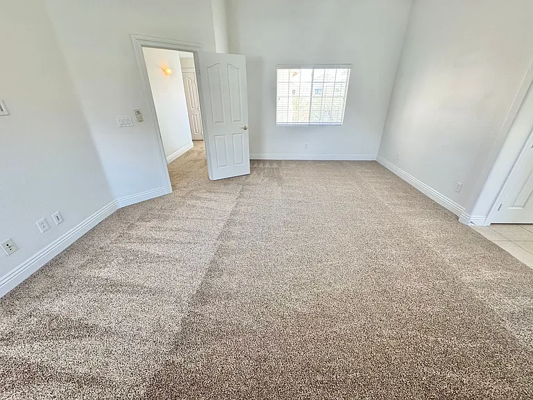 9469 Thatched Sunlight Ct — Photo 24