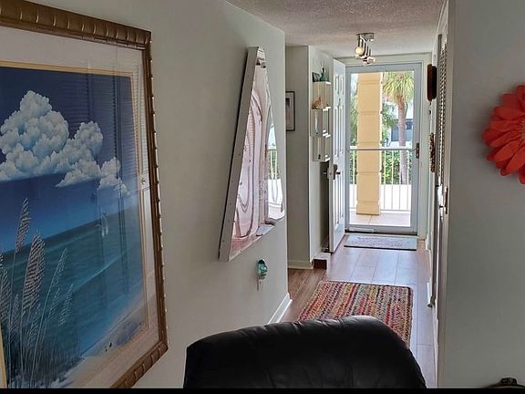 5th image of 3802 Gulf Of Mexico Dr
