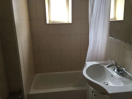 Rented by Aida Home Realty | media 18