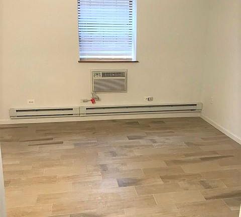 2nd image of 234 Hudson St #1J