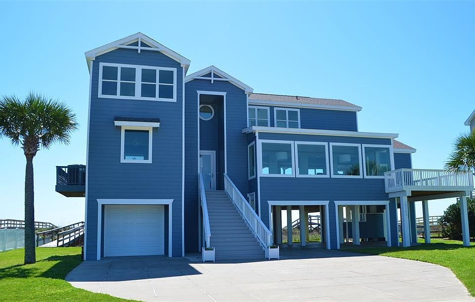 1st image of 20703 E Sandhill Dr