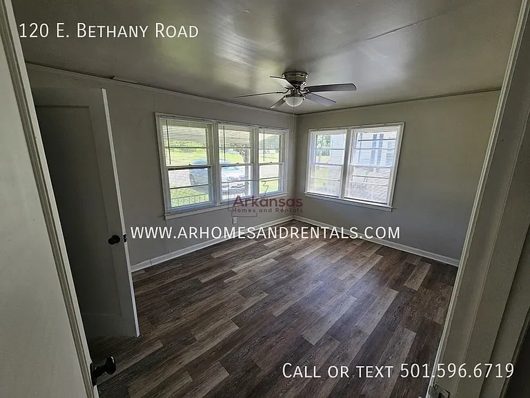120 E Bethany Rd — Photo 13