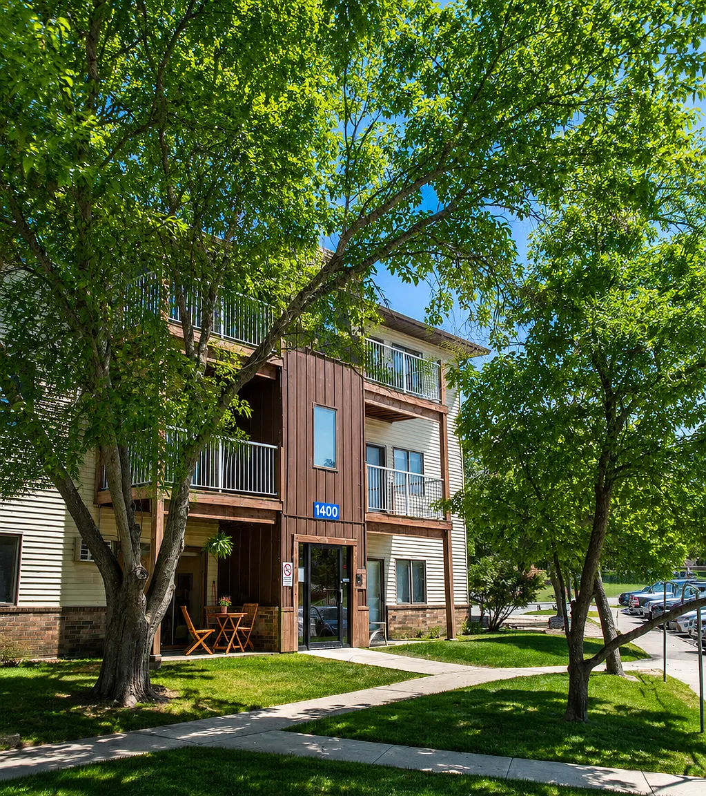 Gateway Hills — Photo 2