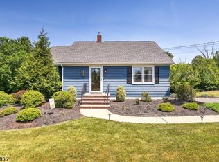 346 Vanderveer Rd, Bridgewater, NJ 08807