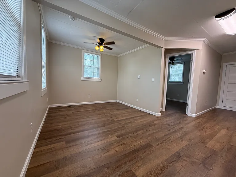 312 Aden St #2 — Photo 9