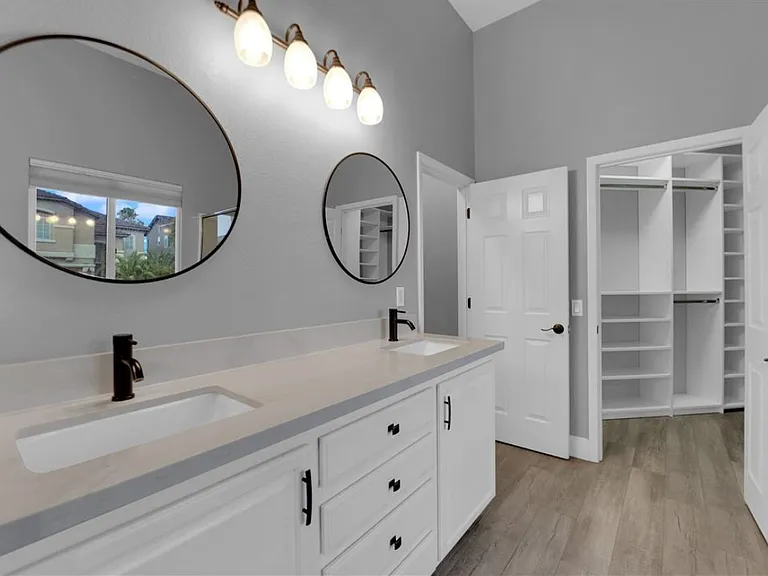 9929 Lago De Coco Ave — Photo 16