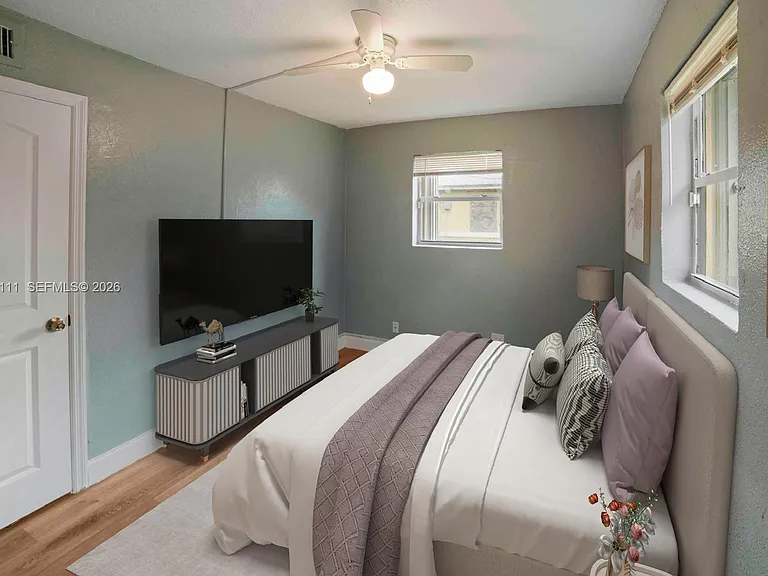 817 NW 12th Ave #2 — Photo 11