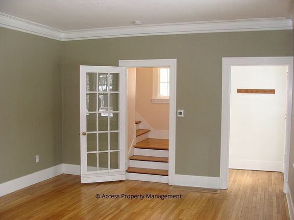 4th image of 290 Rosewood Ave SE