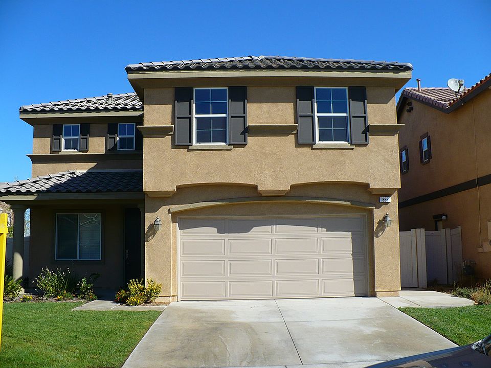 2nd image of 886 Towhee Ln