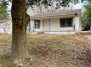 4223 Old Chandler Rd, Tyler, TX 75702