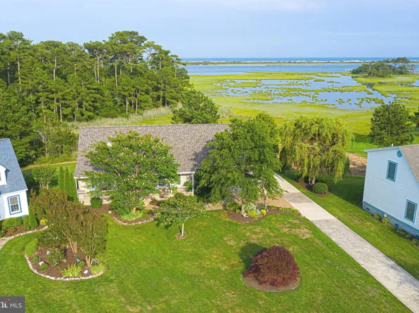 27 Misty Shore Dr, Berlin, MD 21811