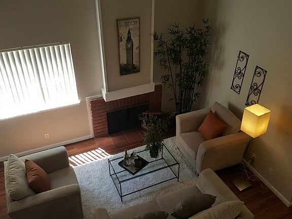 3rd image of 262 Dondero Way