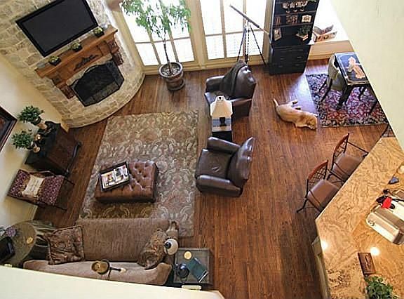 4th image of 4400 Auburn Dr