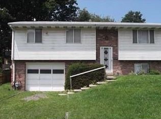 808 Indiana Ave, Glassport, PA