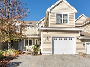 208 Cherrywood Ln, Clinton, MA 01510