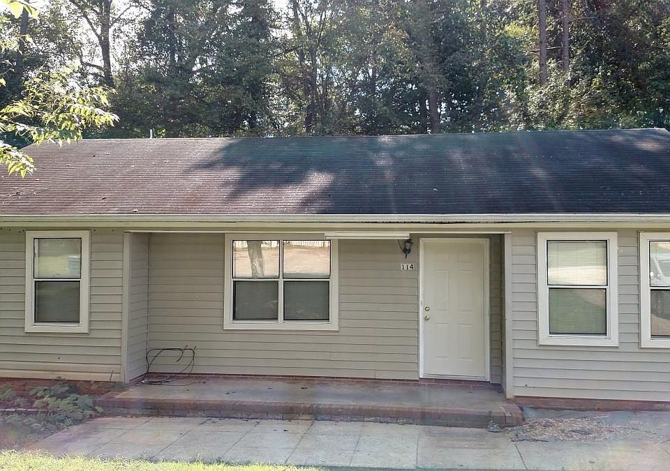 2nd image of 114 Cedar Dr