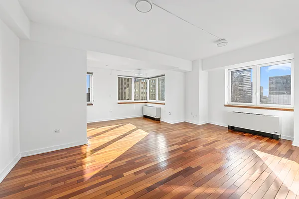 Rented by Corcoran | media 34