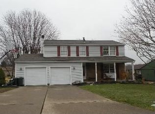 120 Holly Dr, Houston, PA
