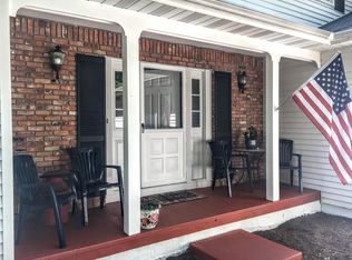 9 Lori Ln, Chester, NY 10918