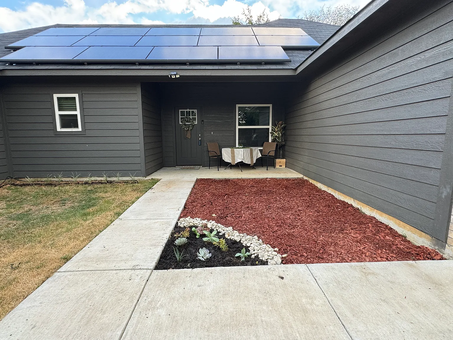 805 Santa Fe St — Photo 2
