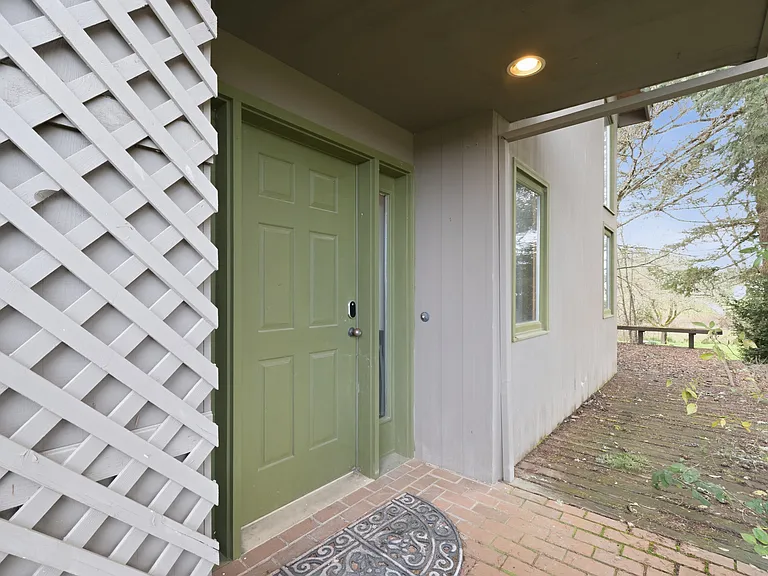 52300 SW South Rd — Photo 4