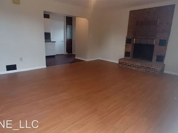 6305 Simpson Ave, Cincinnati, OH 45224